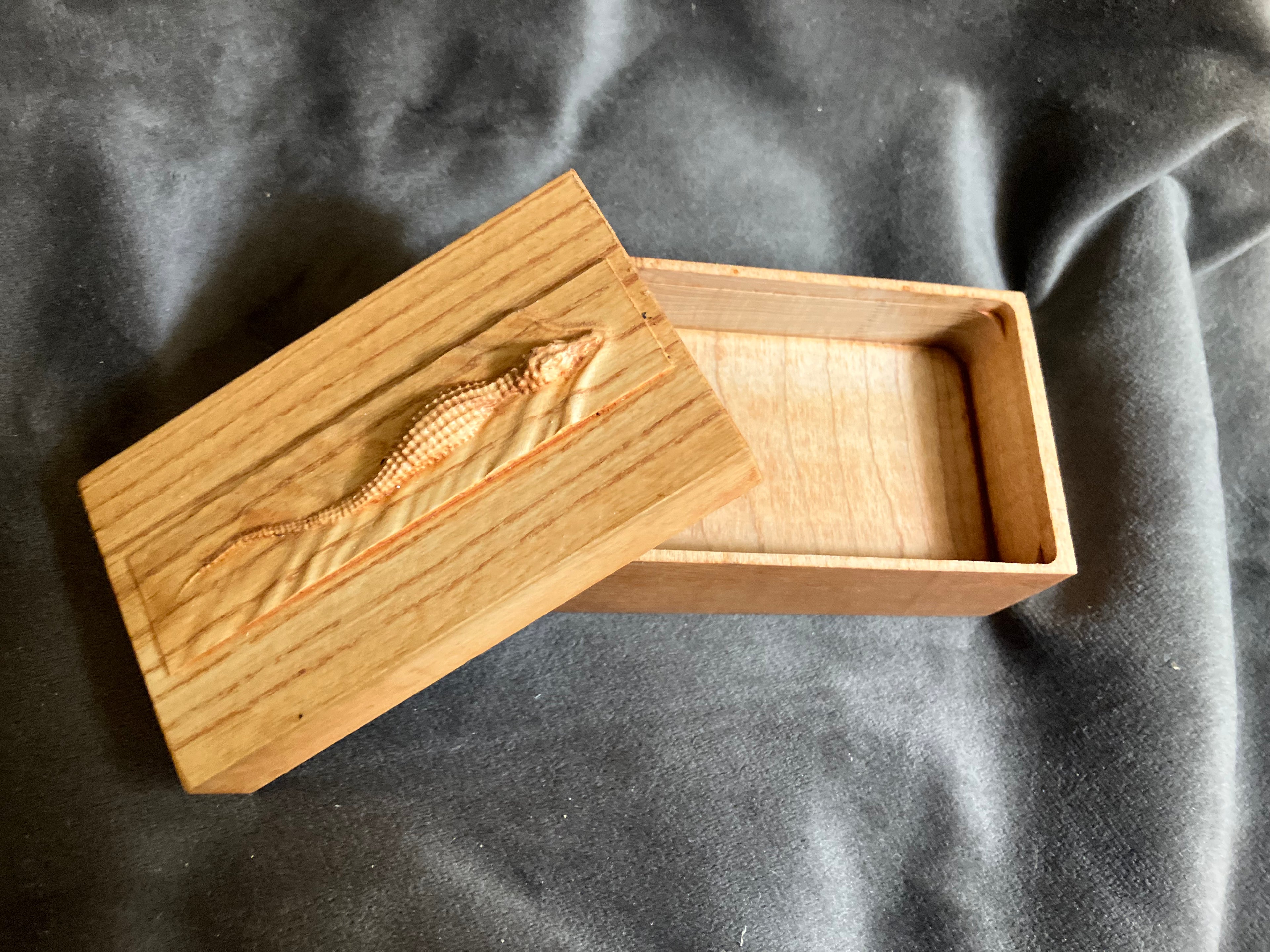 Tiny Oak Box with Alligator carved lid